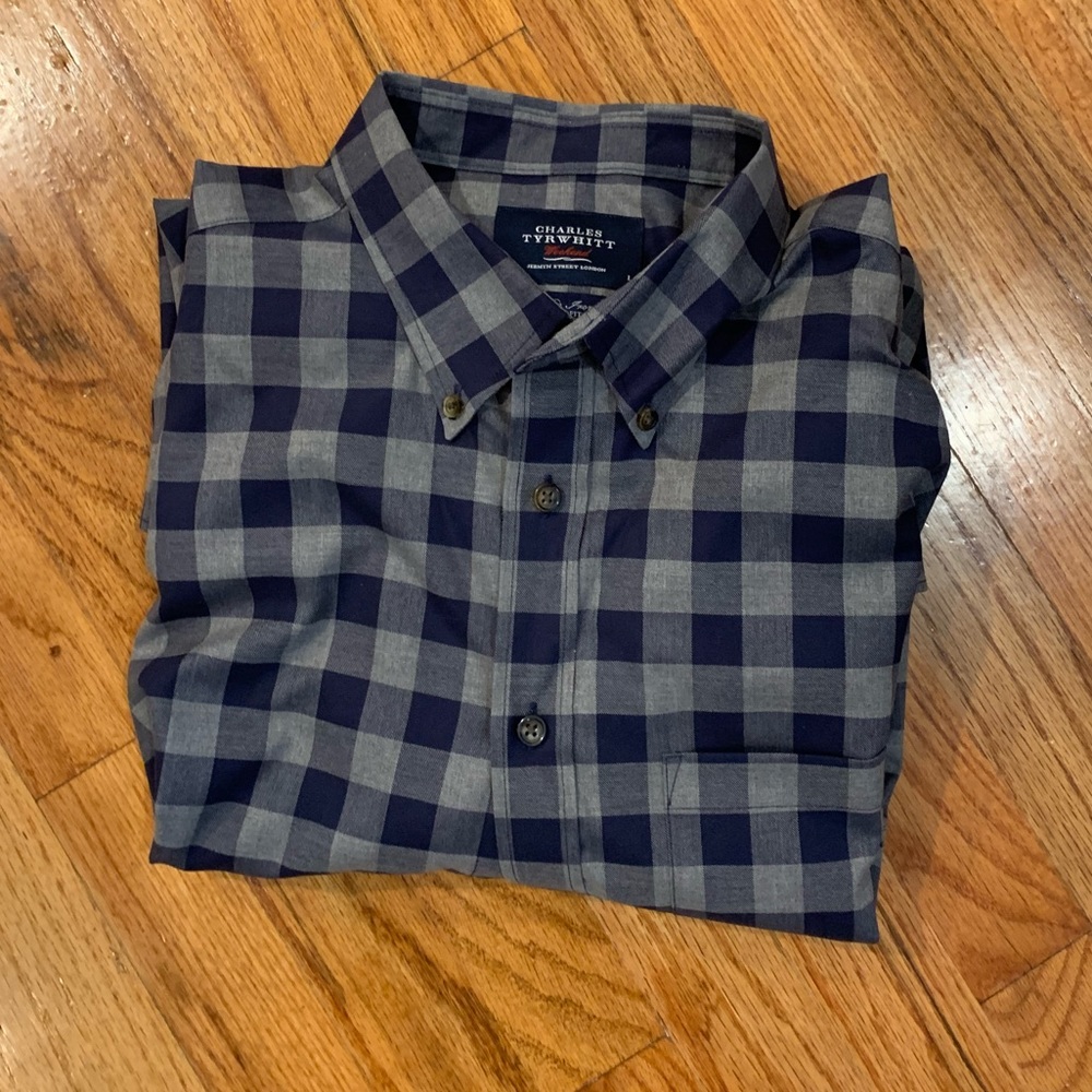 Casual non iron slim fit dress shirt NWOT